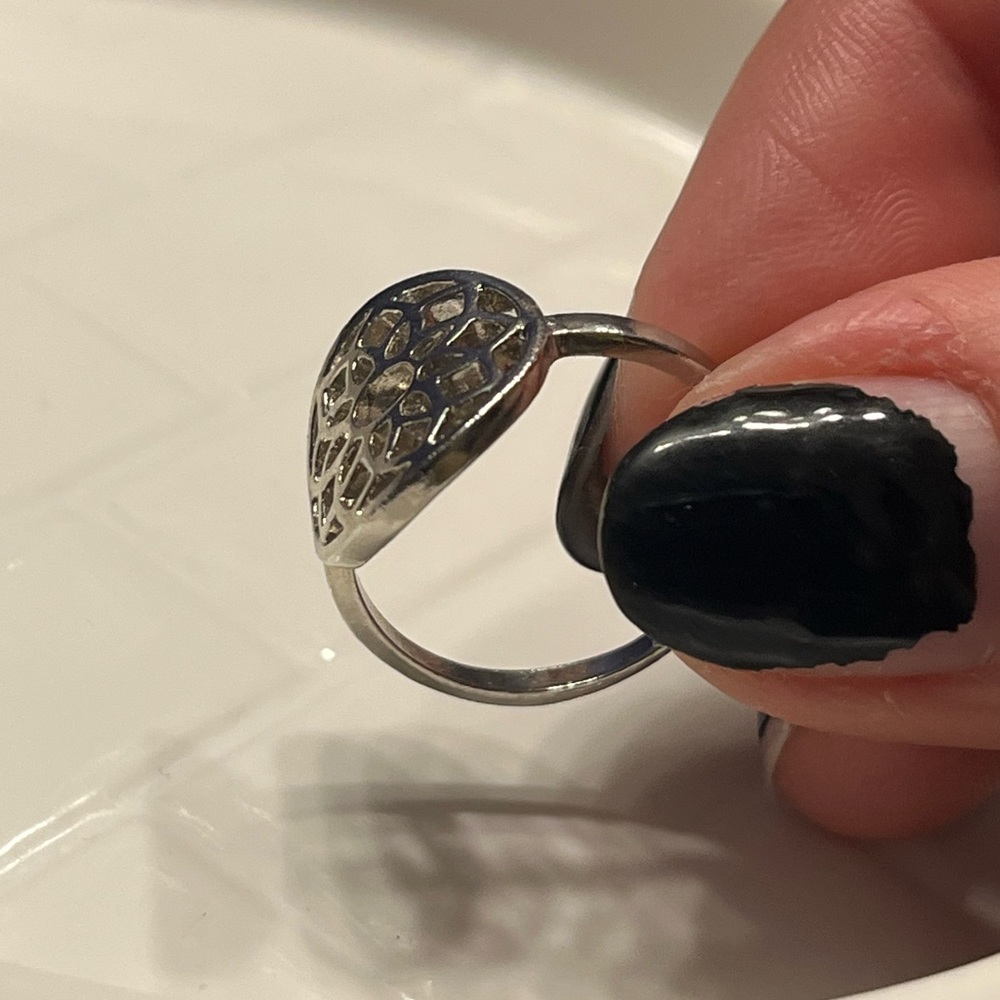 Ring ❤️‍🔥 - Picture 5 of 5